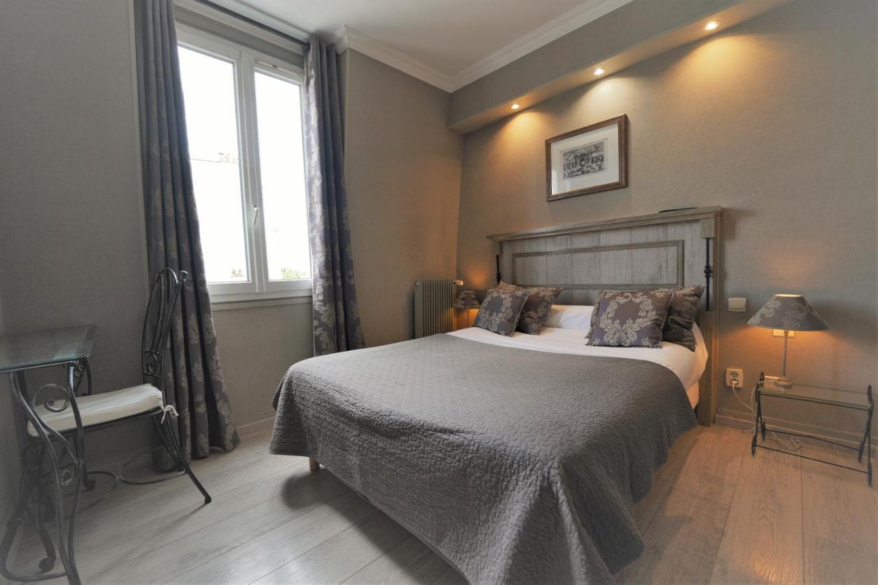 Hotel Du Chateau Vincennes Bagian luar foto