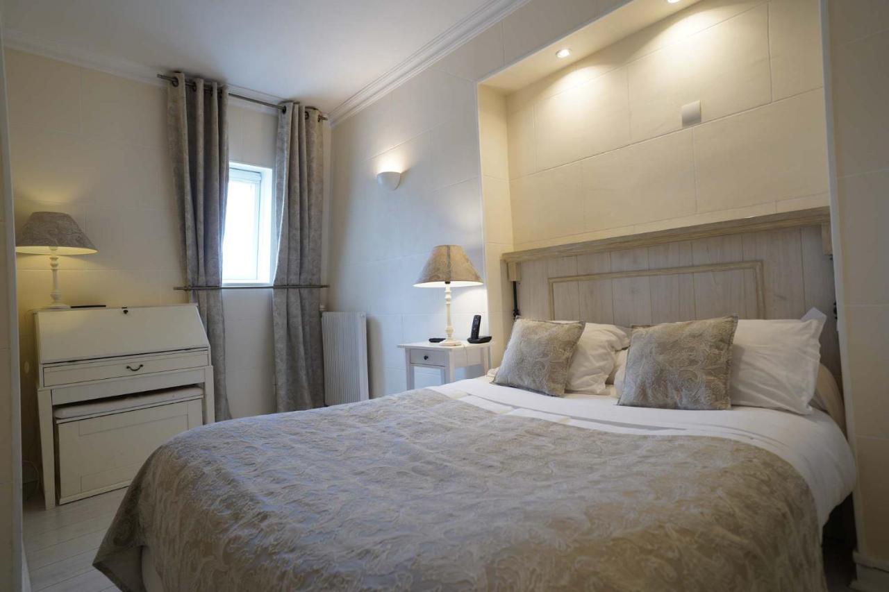 Hotel Du Chateau Vincennes Bagian luar foto