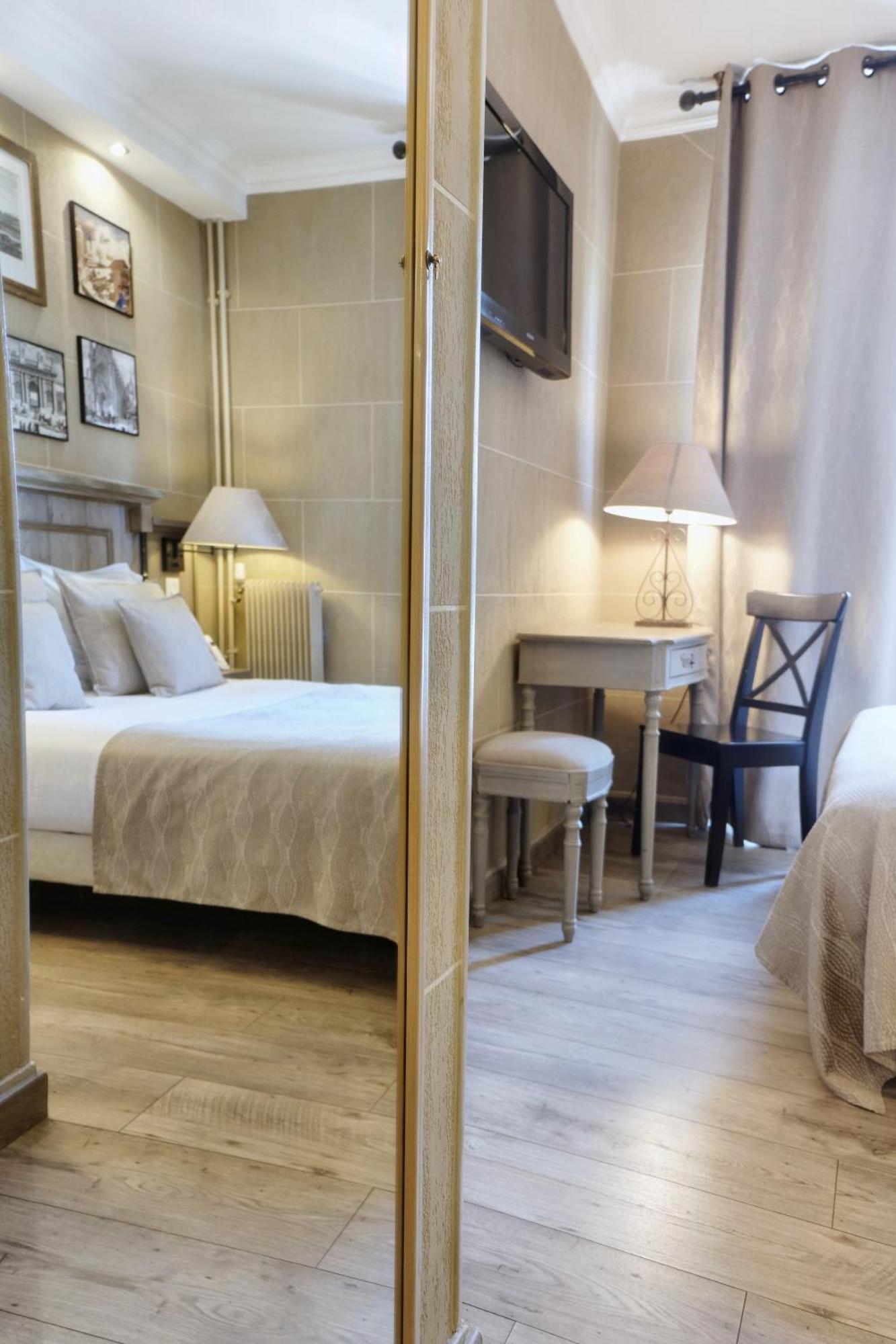 Hotel Du Chateau Vincennes Bagian luar foto
