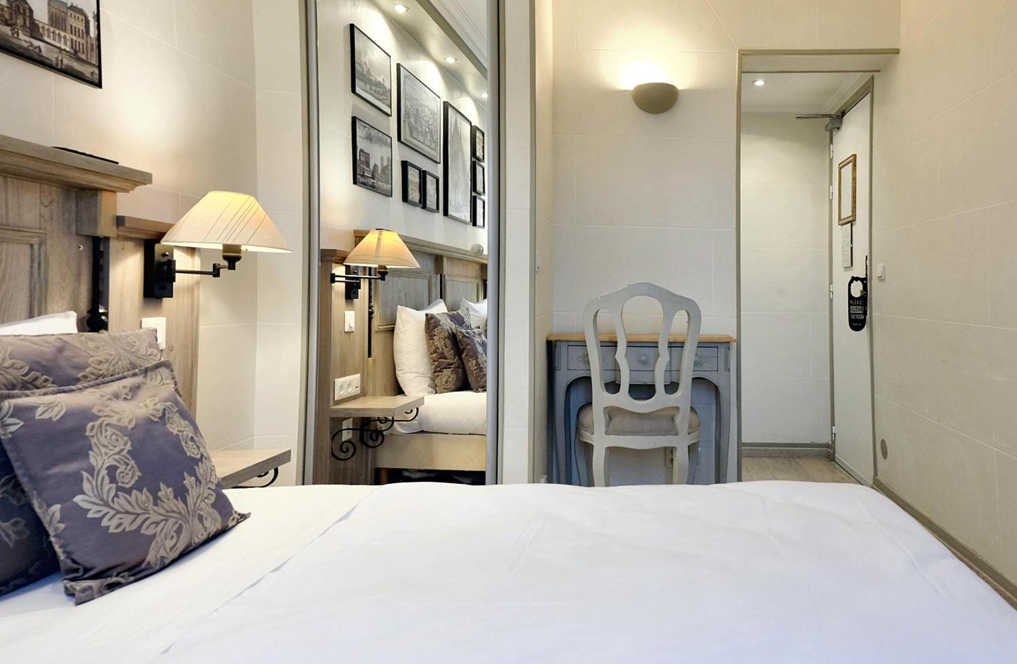 Hotel Du Chateau Vincennes Bagian luar foto